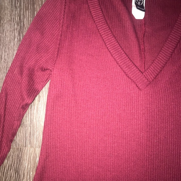 Windsor • Knitted Mini Dress Burgundy • xsmall - Picture 2 of 3